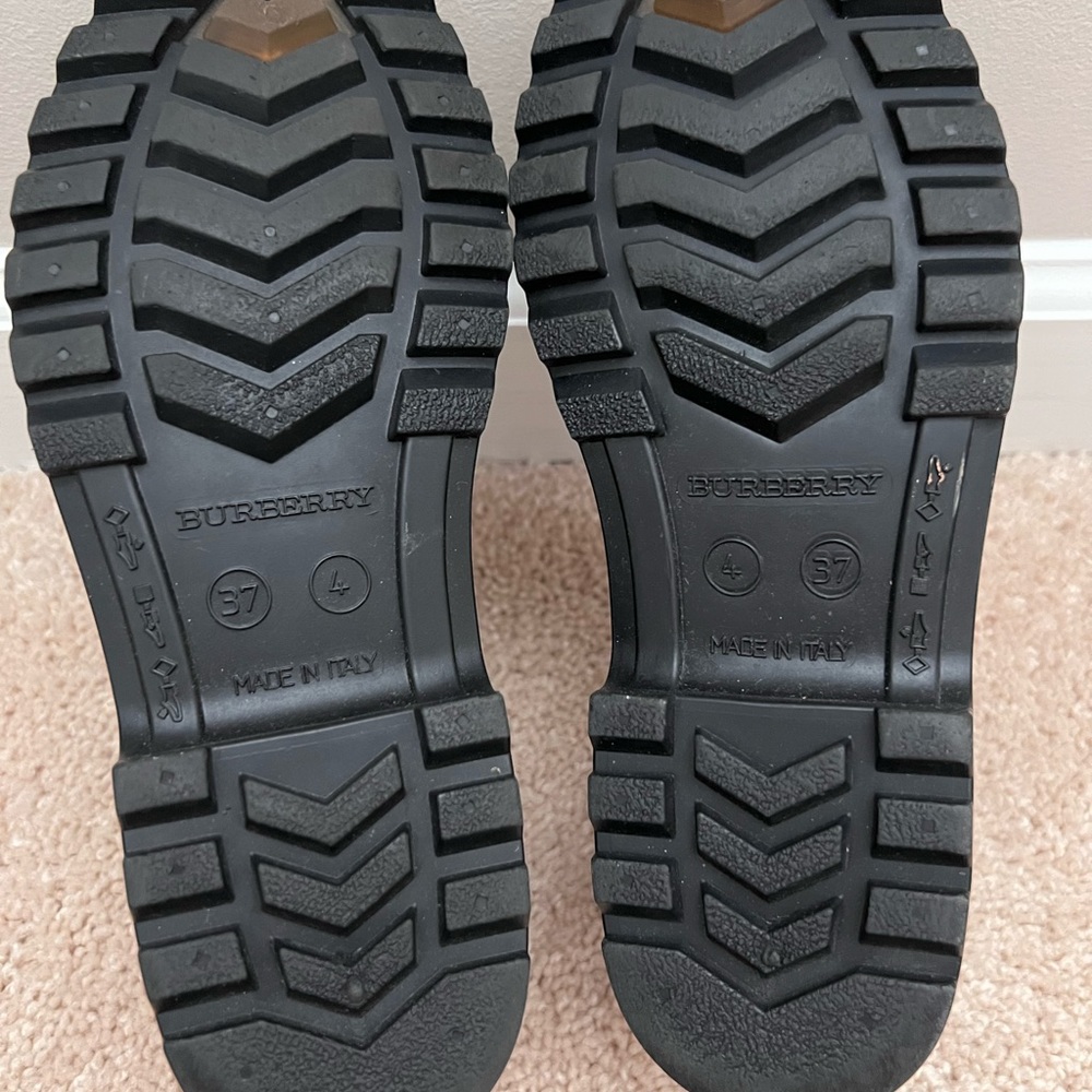 Burberry Rain Boots - Picture 4 of 5